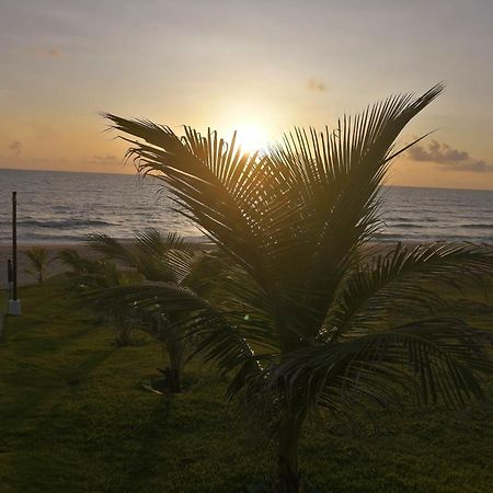 The Fountains 110 - Apartamento Em Lindo Condominio Pe Na Areia Da Praia Das Fontes Em Beberibe - Ce エクステリア 写真